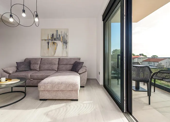 Vikendica Beautiful In Vir