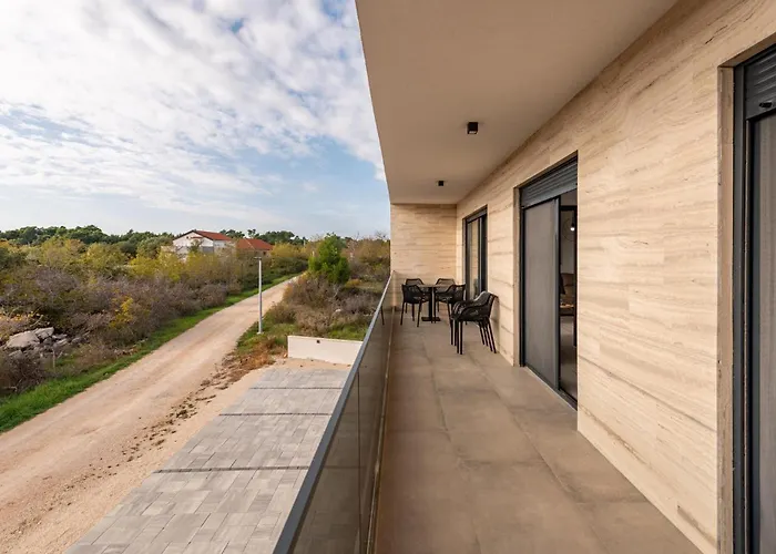 Vikendica Beautiful In